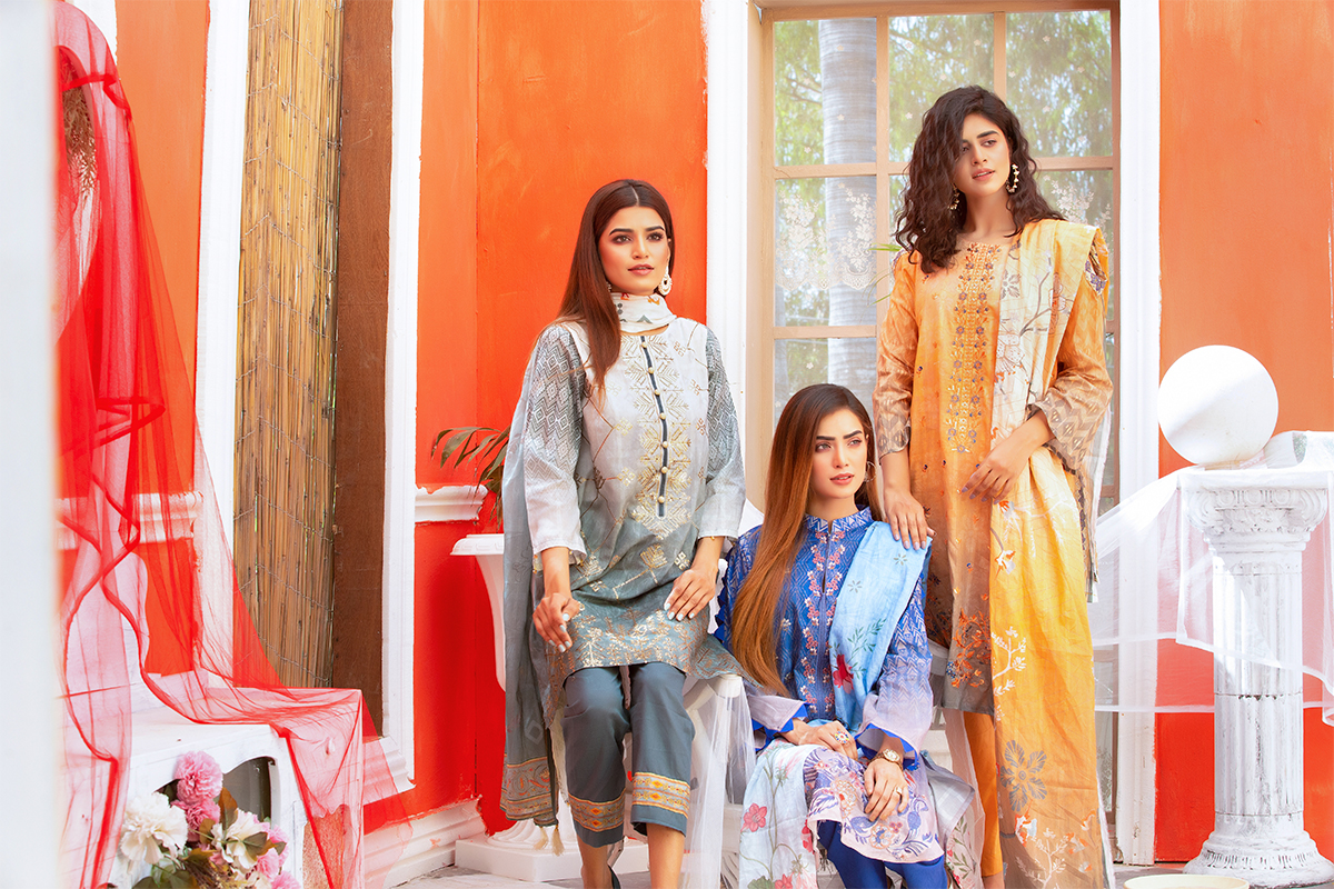 Festive Fits: Traditional Meets Trendy Looks for Every Occasion